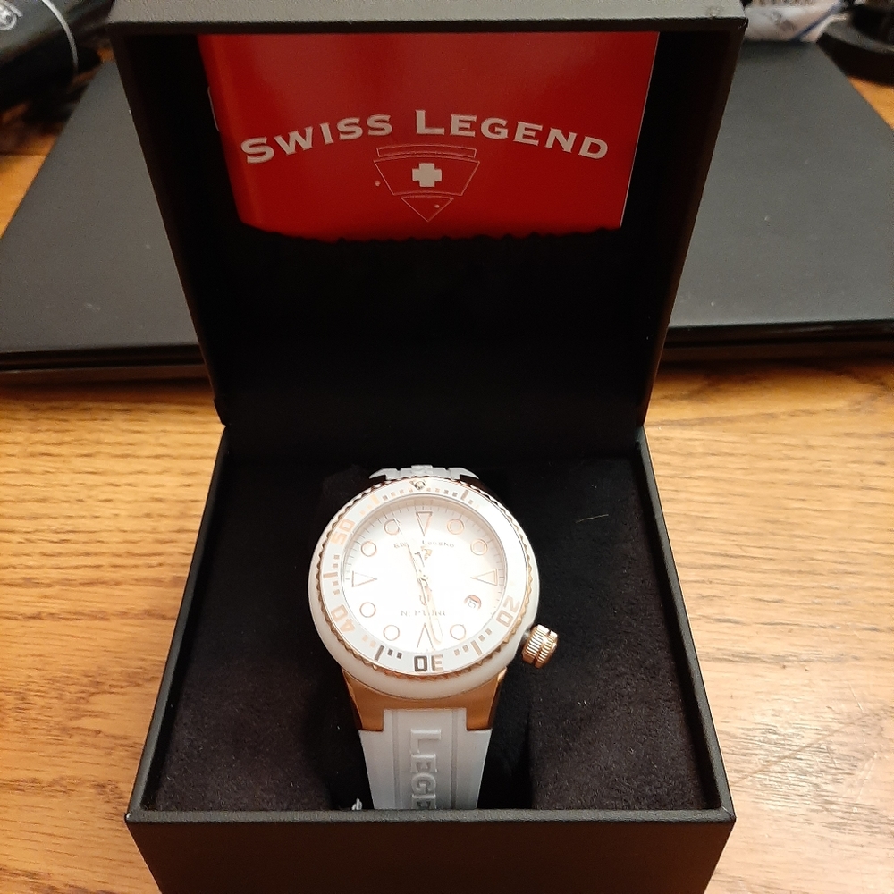 Ladies watch - Picture 5 of 9